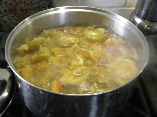 Apple pulp in the pan
